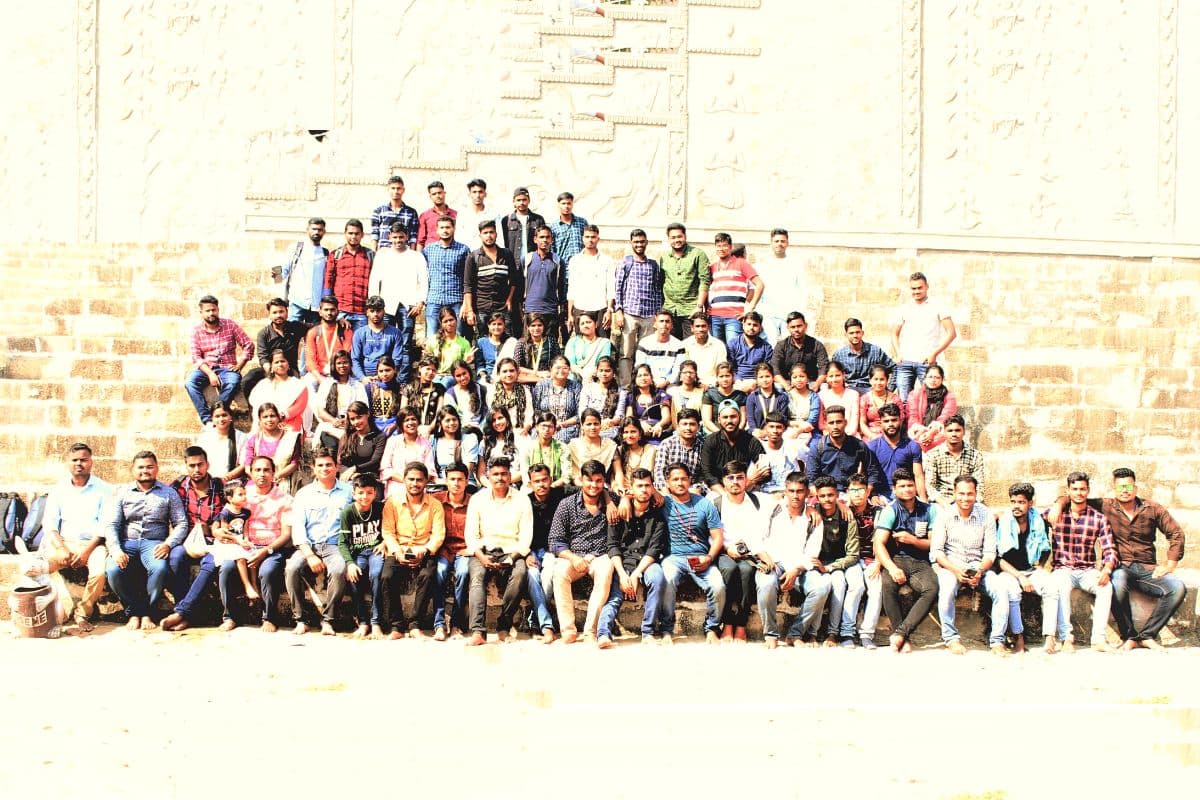 students cornor prayas classes